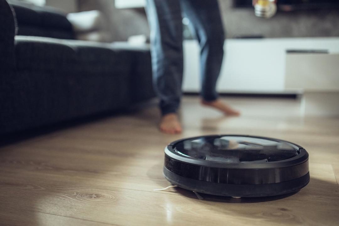 Et si votre robot aspirateur vous espionnait ? Une faille expose des milliers d’appareils