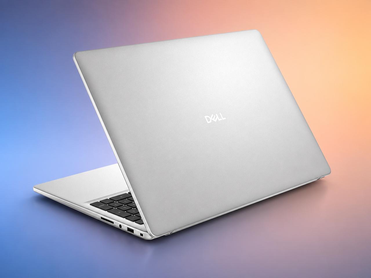 Le Dell 16 nouvelle génération perd 350 € : Core Ultra 5, écran 16 pouces FHD+, 16 Go de RAM et Copilot+ pour un PC portable polyvalent à moins de 600 €