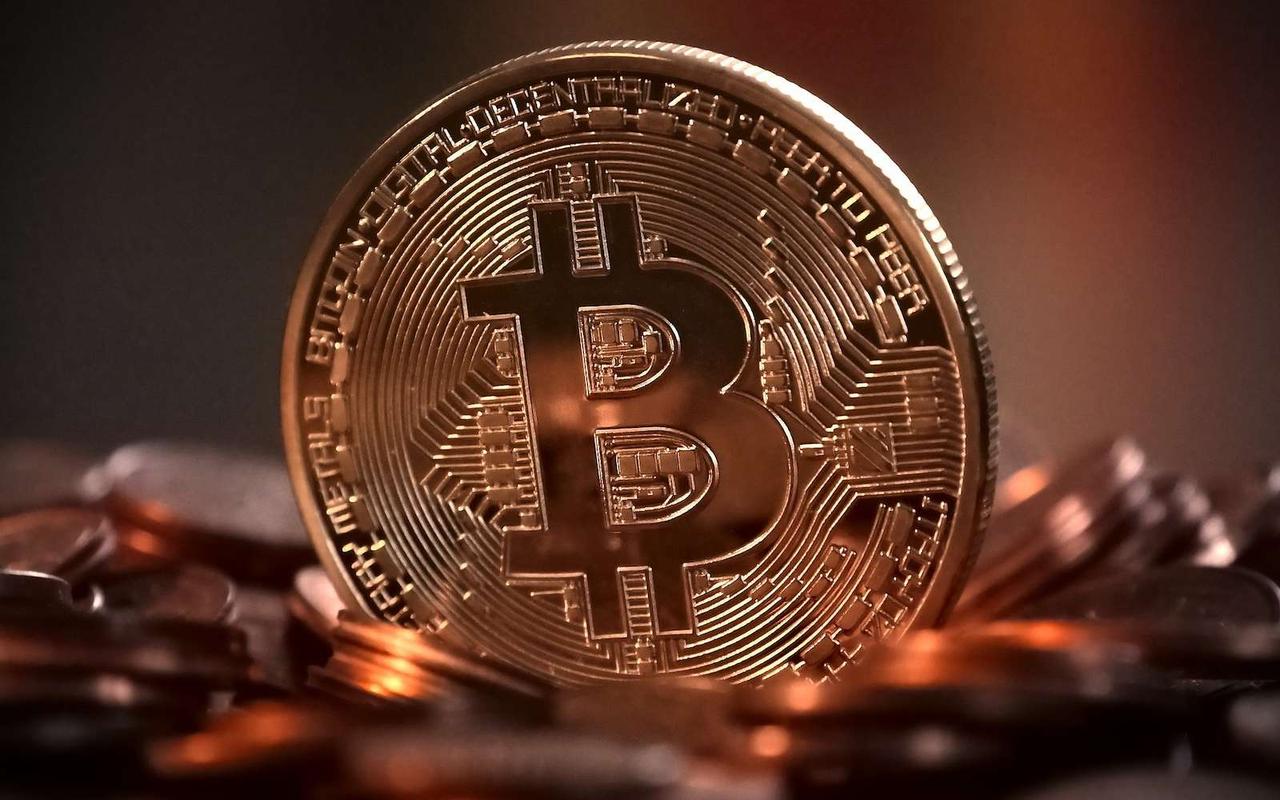 Qui a créé le Bitcoin ?