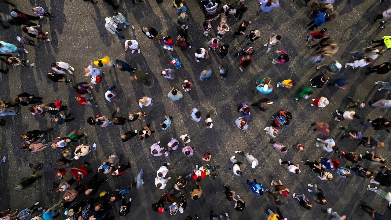 Des chercheurs ont découvert que nos pas semblent obéir à une préférence cachée dans la vie en général