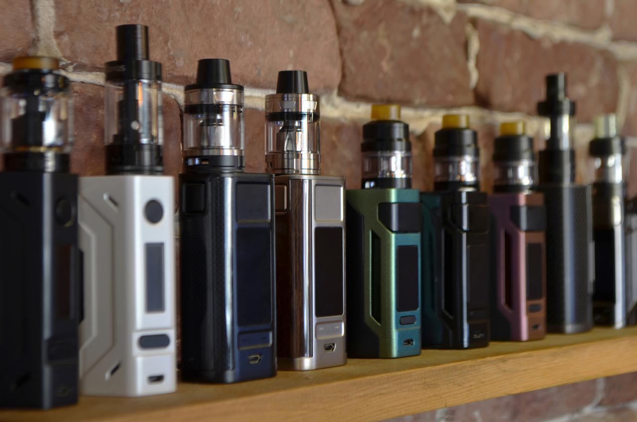 E-cigarette : les fumeurs qui veulent passer au vapotage « ne doivent pas  hésiter »