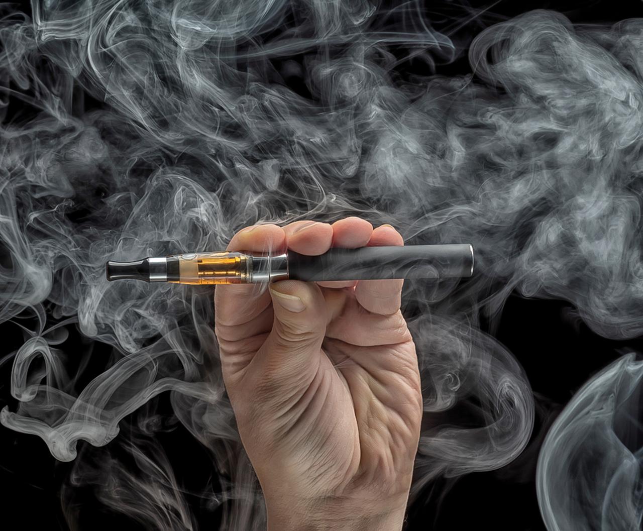 elfbar nachfüll pod läuft aus Cigarette électronique et santé : inquiétudes de l'Anses main image 1