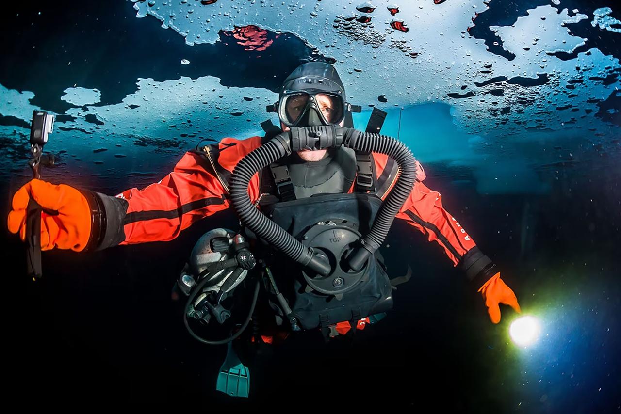 Sous la glace, face au vide : qu’est-ce qui pousse certains à aller là où nous n’oserions jamais ?