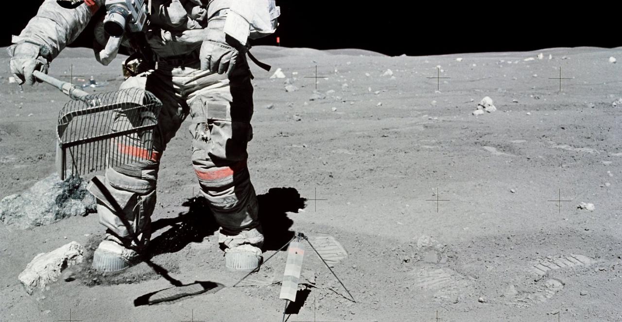 La base lunaire d'Elon Musk sera-t-elle imprimée en 3D au laser à partir du sol de la Lune et par des robots ?
