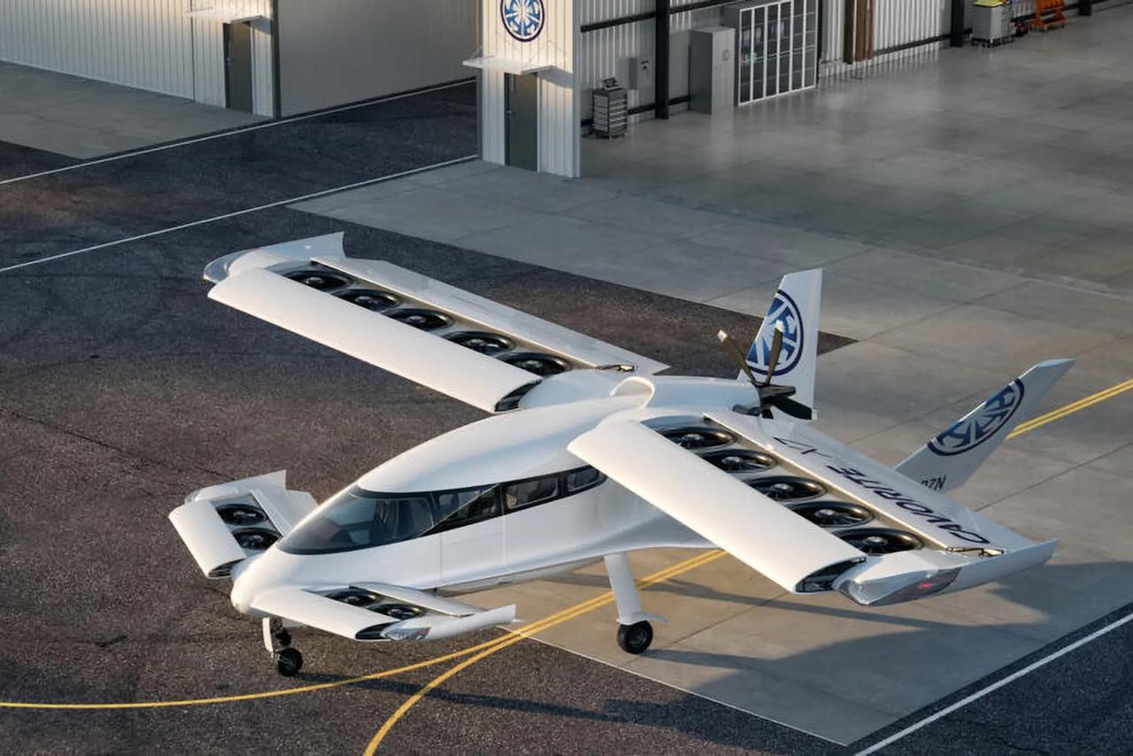 LE RÈGNE ANIMAL : comment a été fabriqué Fix, l'homme-oiseau ? | CANAL+, image size:1280x854