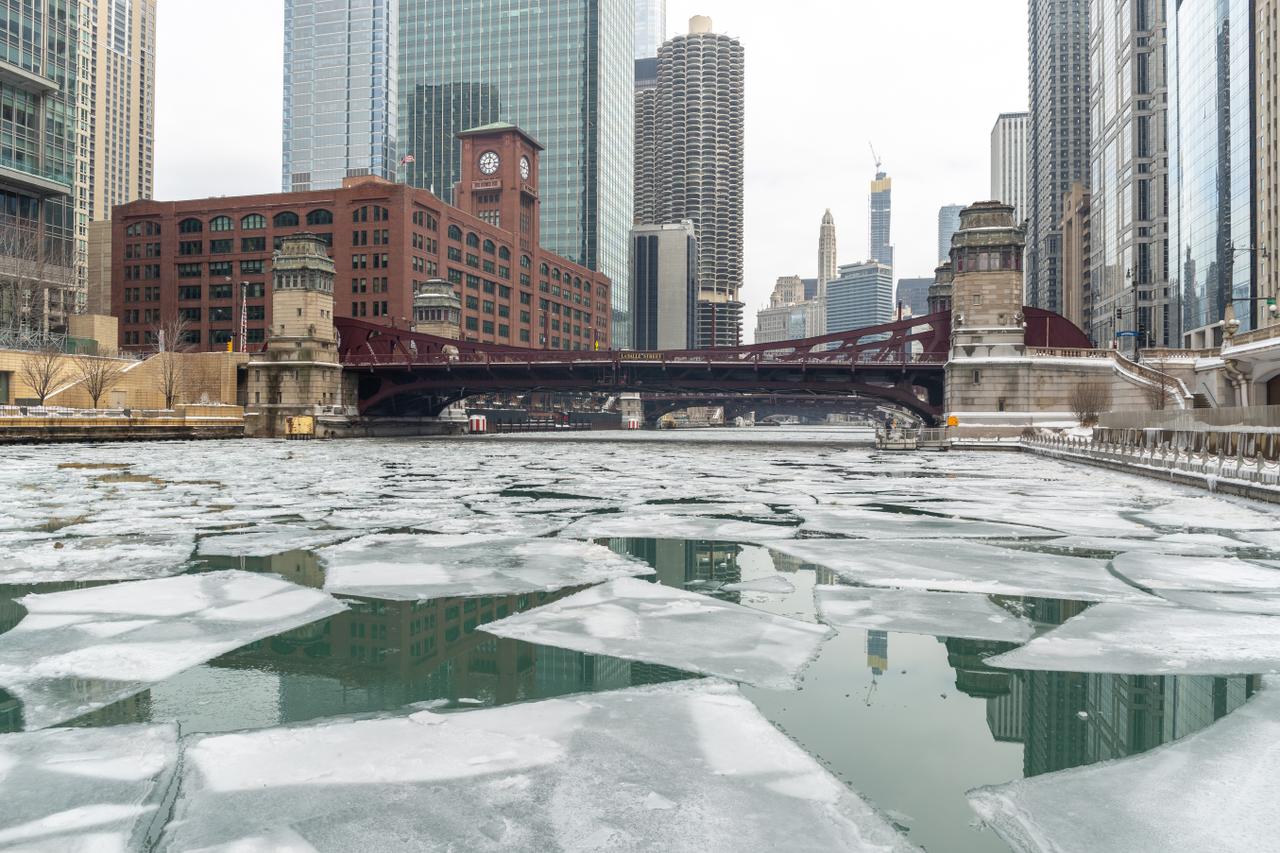 Le vortex polaire va provoquer un coup de froid intense dans certaines villes américaines, comme Chicago. © blvdone, Adobe Stock