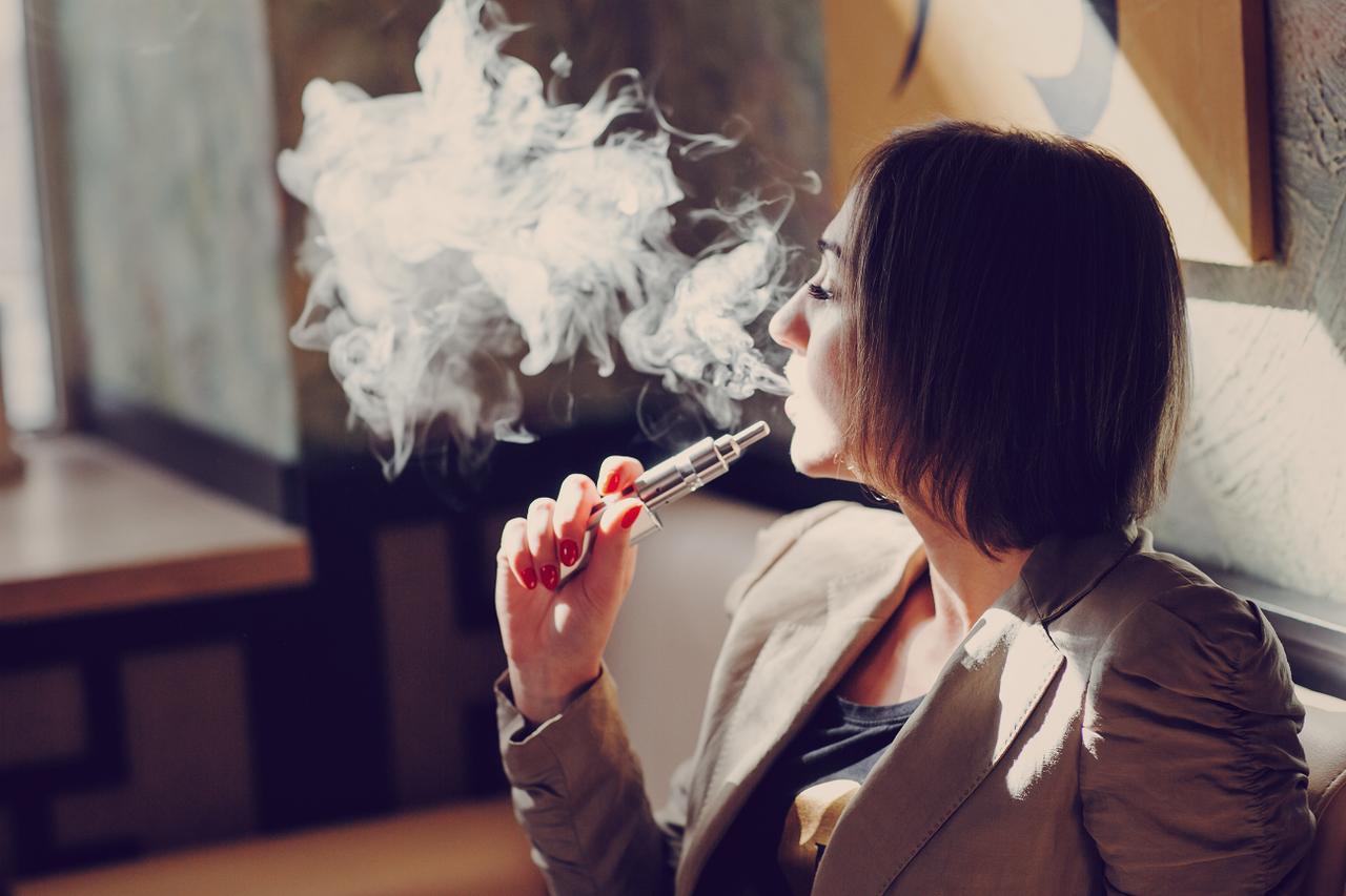 elfbar nachfüll pod läuft aus Mois sans tabac : 1 mois avec la cigarette électronique pour arrêter de  fumer main image 1