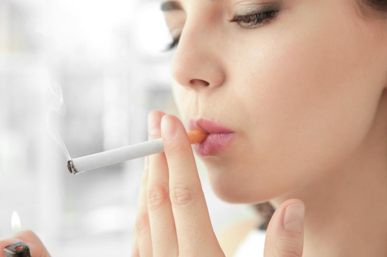 Filtres de cigarettes : pourquoi des experts demandent leur interdiction  immédiate