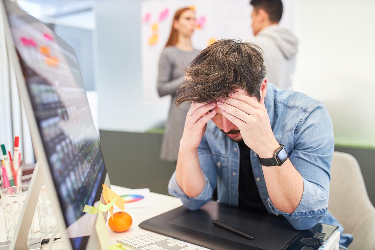 Votre écran vous donne la nausée ? Voici pourquoi !, image size:1280x853