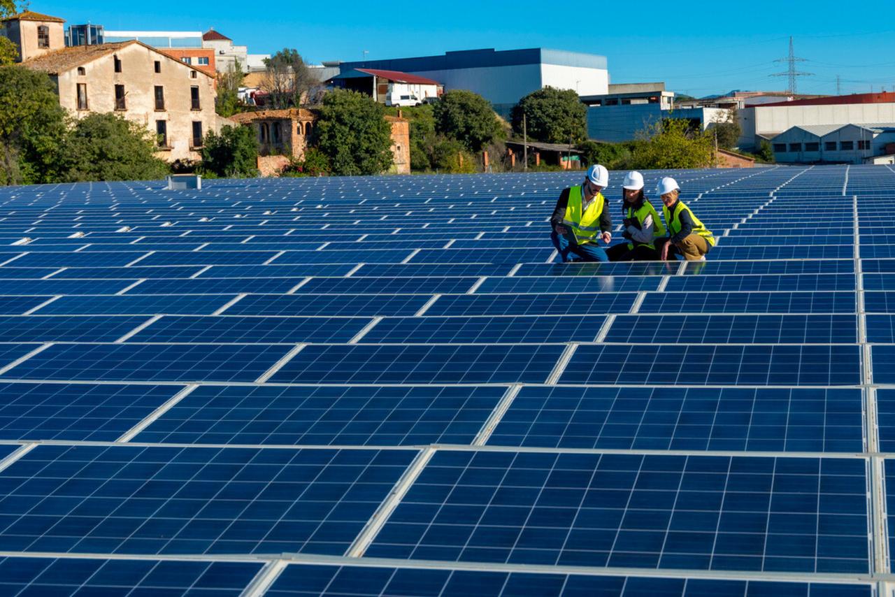 D’ici 2030, un basculement : les plus gros projets solaires du monde