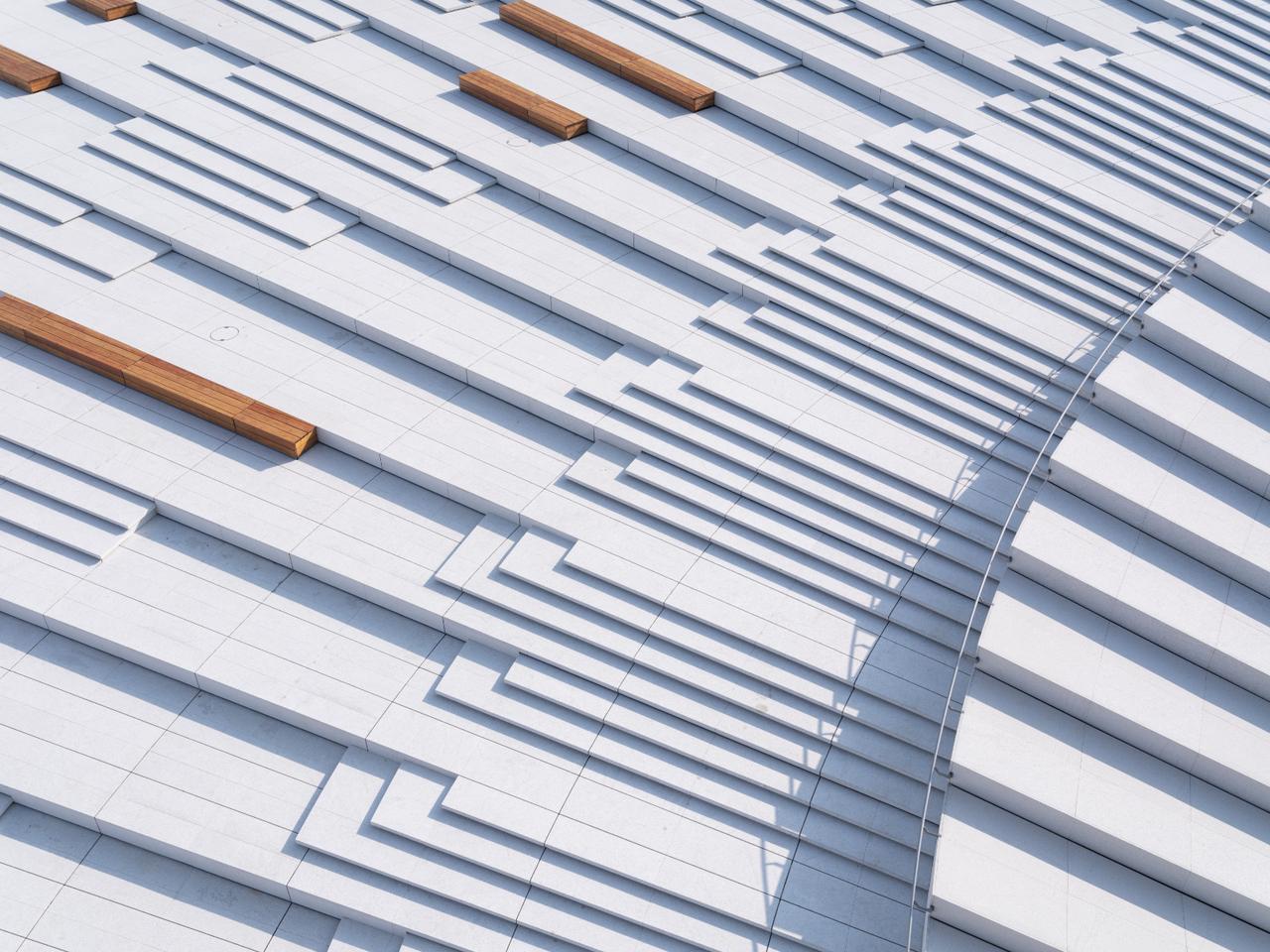 Snøhetta a offert à Shanghai un toit en spirale qui transforme une visite d'opéra en odyssée architecturale