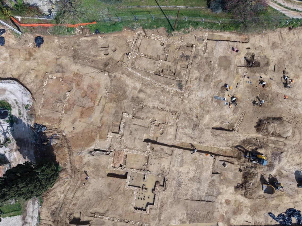 Major Archaeological Discovery Uncovered Near Marseille - News Directory 3