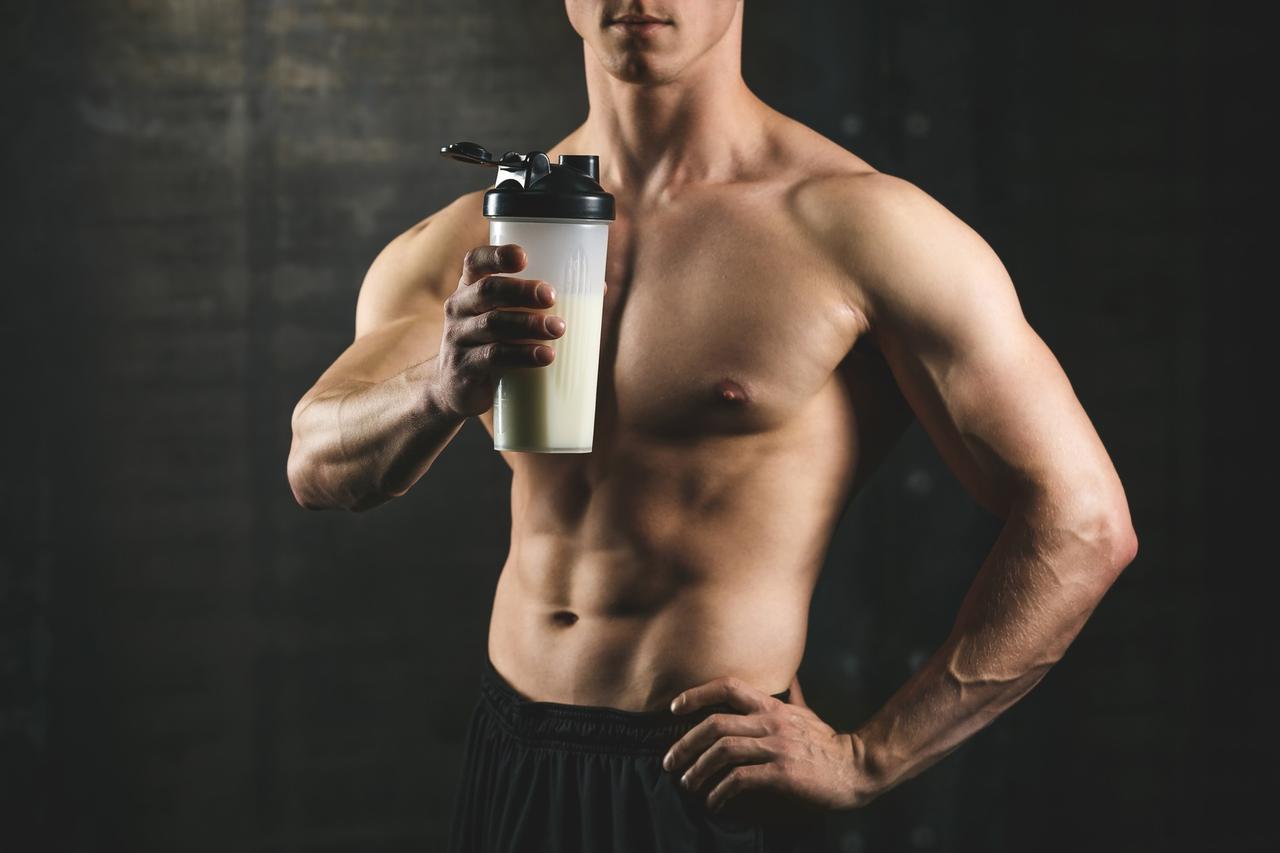 Protéine avant ou après le sport en musculation