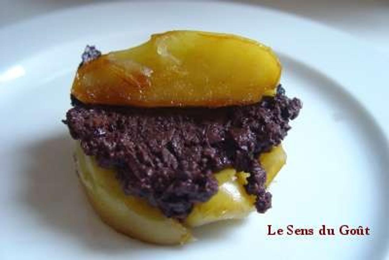 Le boudin n&#39;est pas un mets diététique, mais apporte du fer. Ici, du boudin noir aux pommes. © sensdugout.canalbog.com