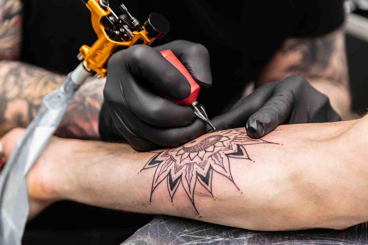 Conseils et Infos - Lys tattoo, image size:1280x853