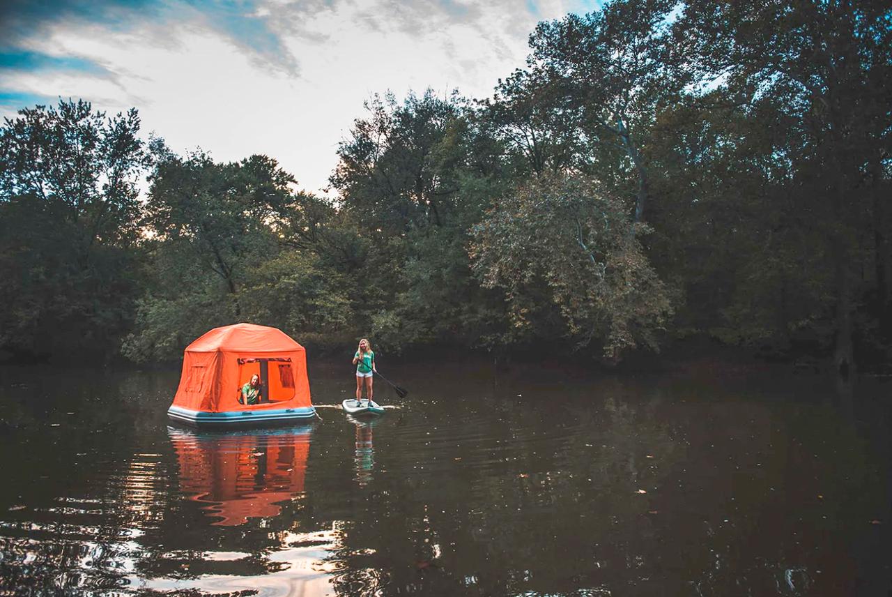Shoal Tent, la tente sur l'eau pour révolutionner le camping
