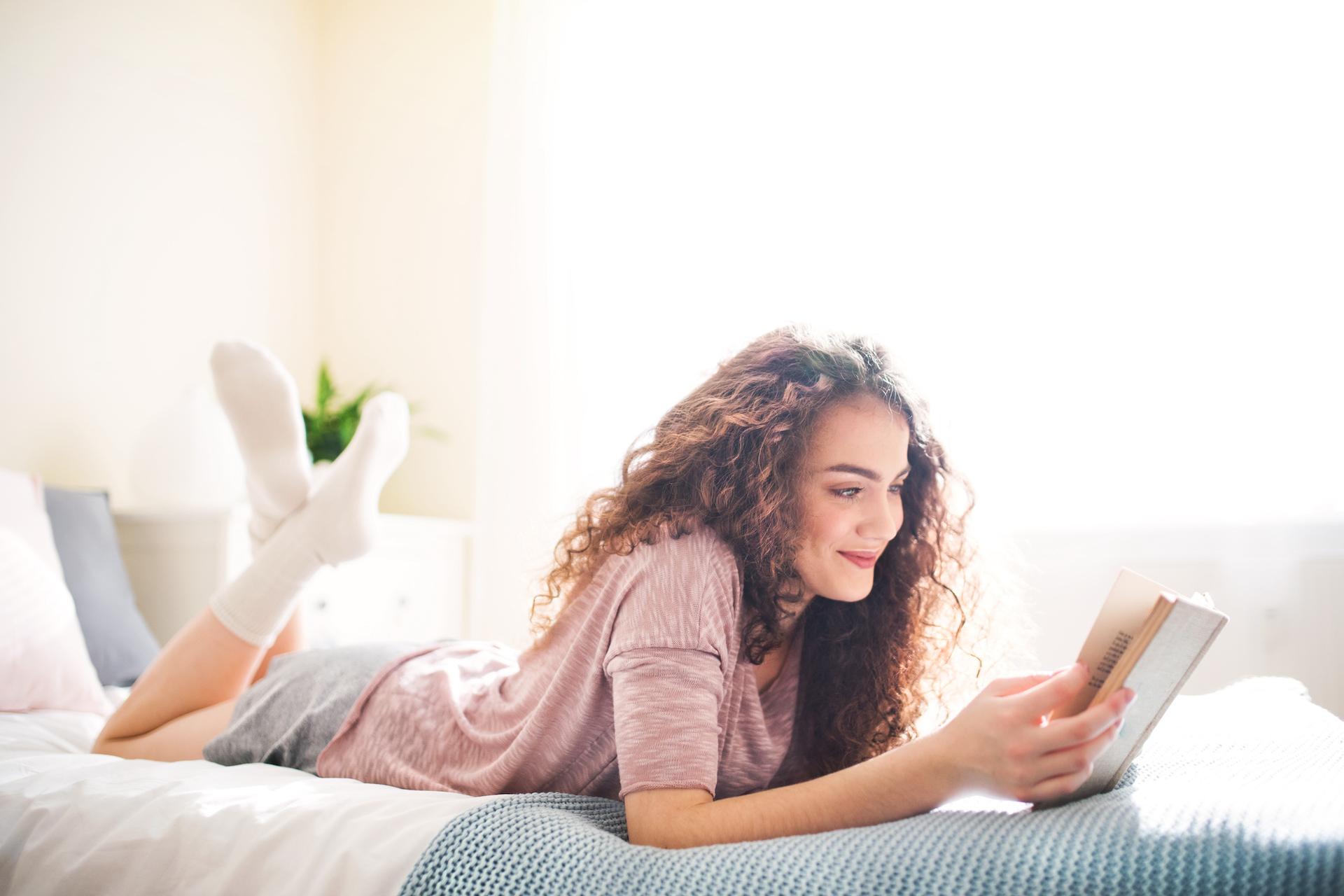 BookTok : l’algorithme, allié inattendu pour relever le « défi de civilisation » de la lecture