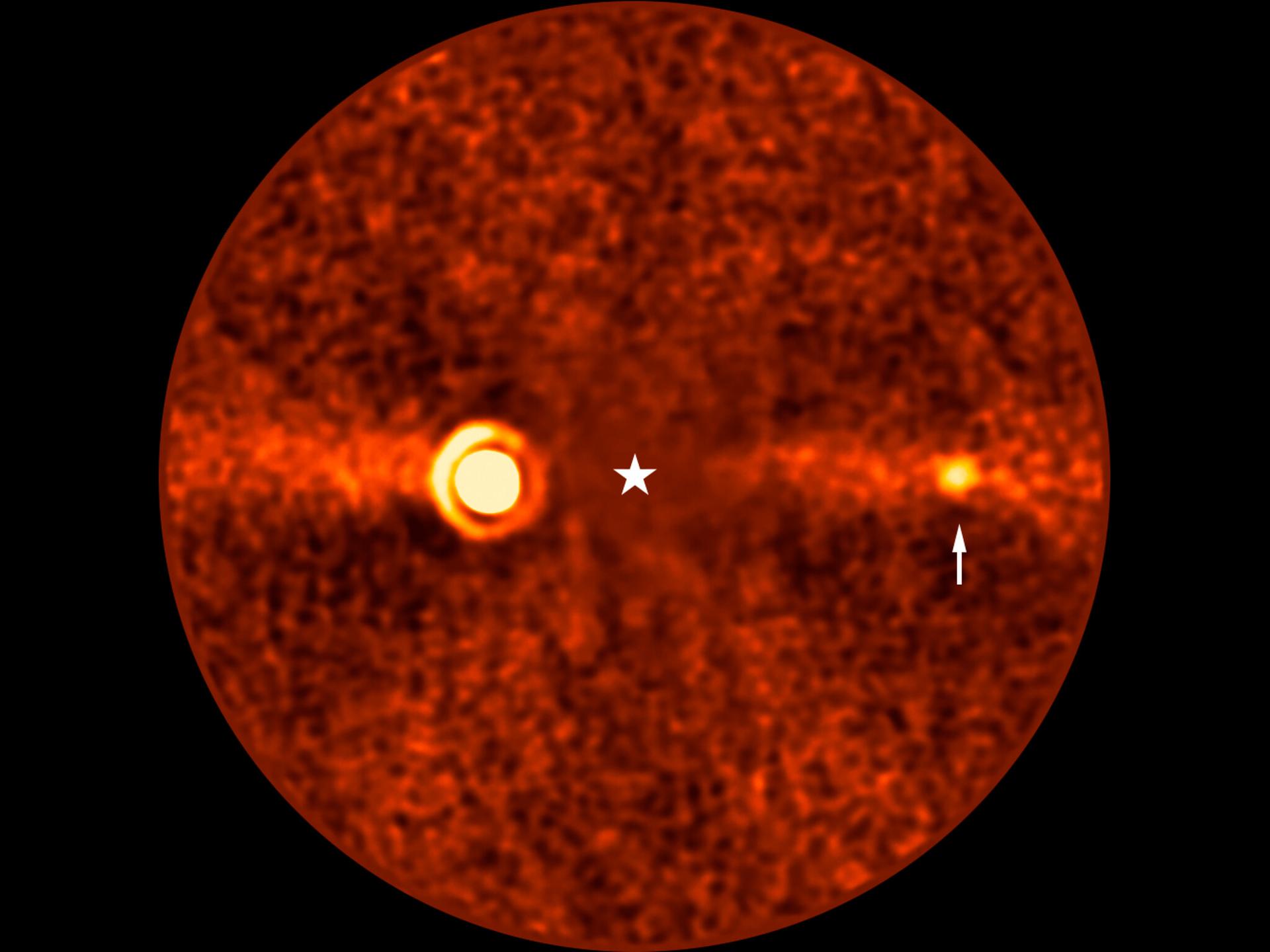 Une des rares exoplanètes observables directement a joué à cache-cache pendant 10 ans avec les astronomes