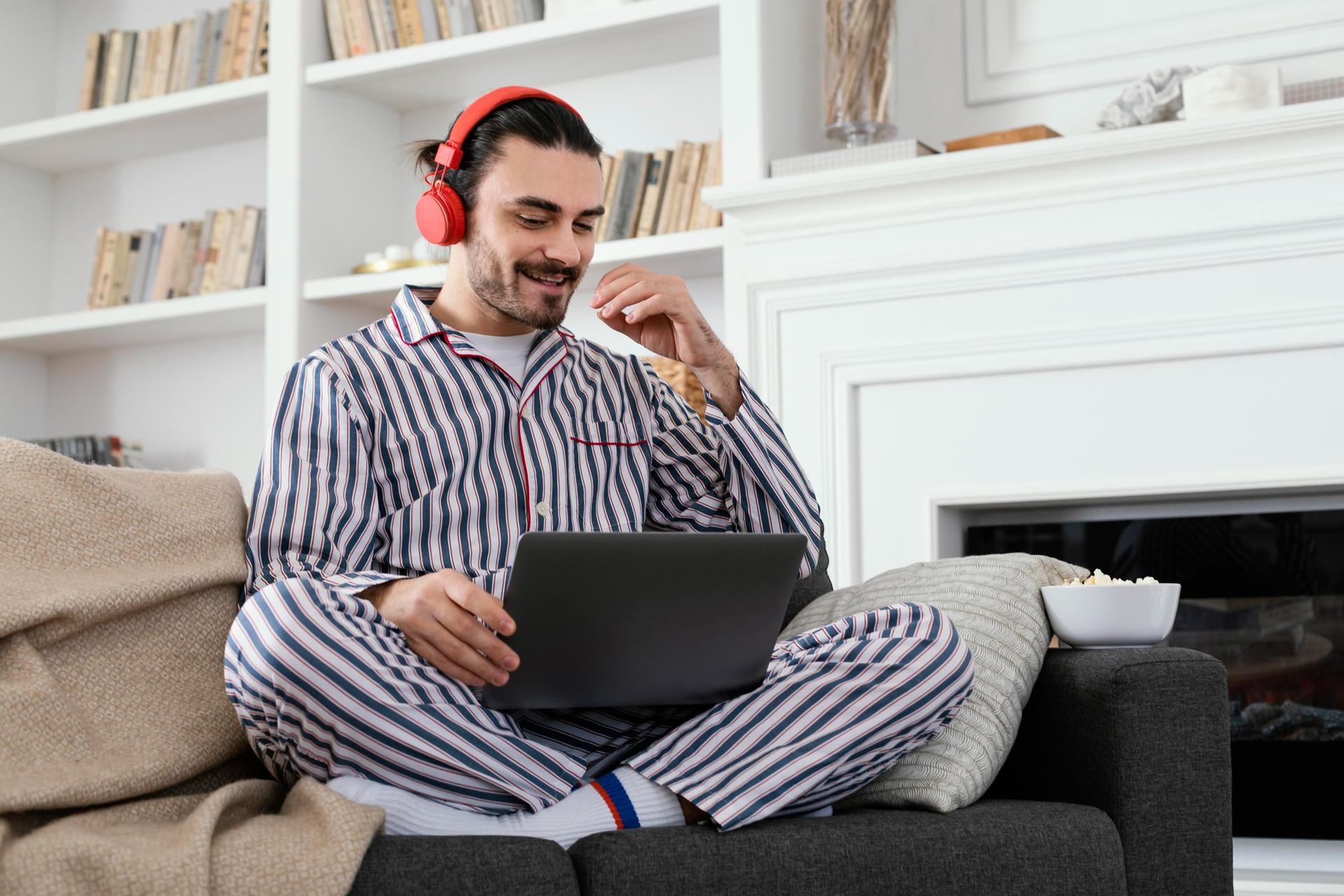 Freebox Pop S vs B&YOU Pure Fibre à 24,99 € : quelle box Wi-Fi 7 choisir ?