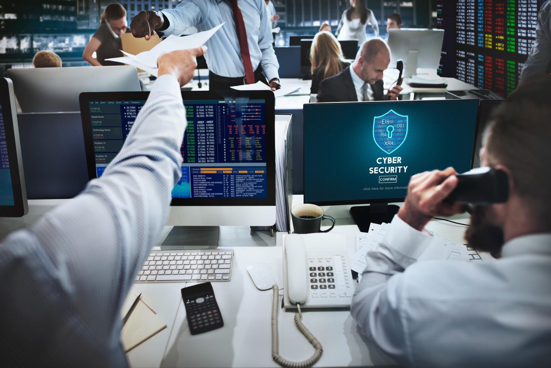 Faux SMS, e-mails piégés, pages douteuses : Surfshark veut aller au-delà du VPN