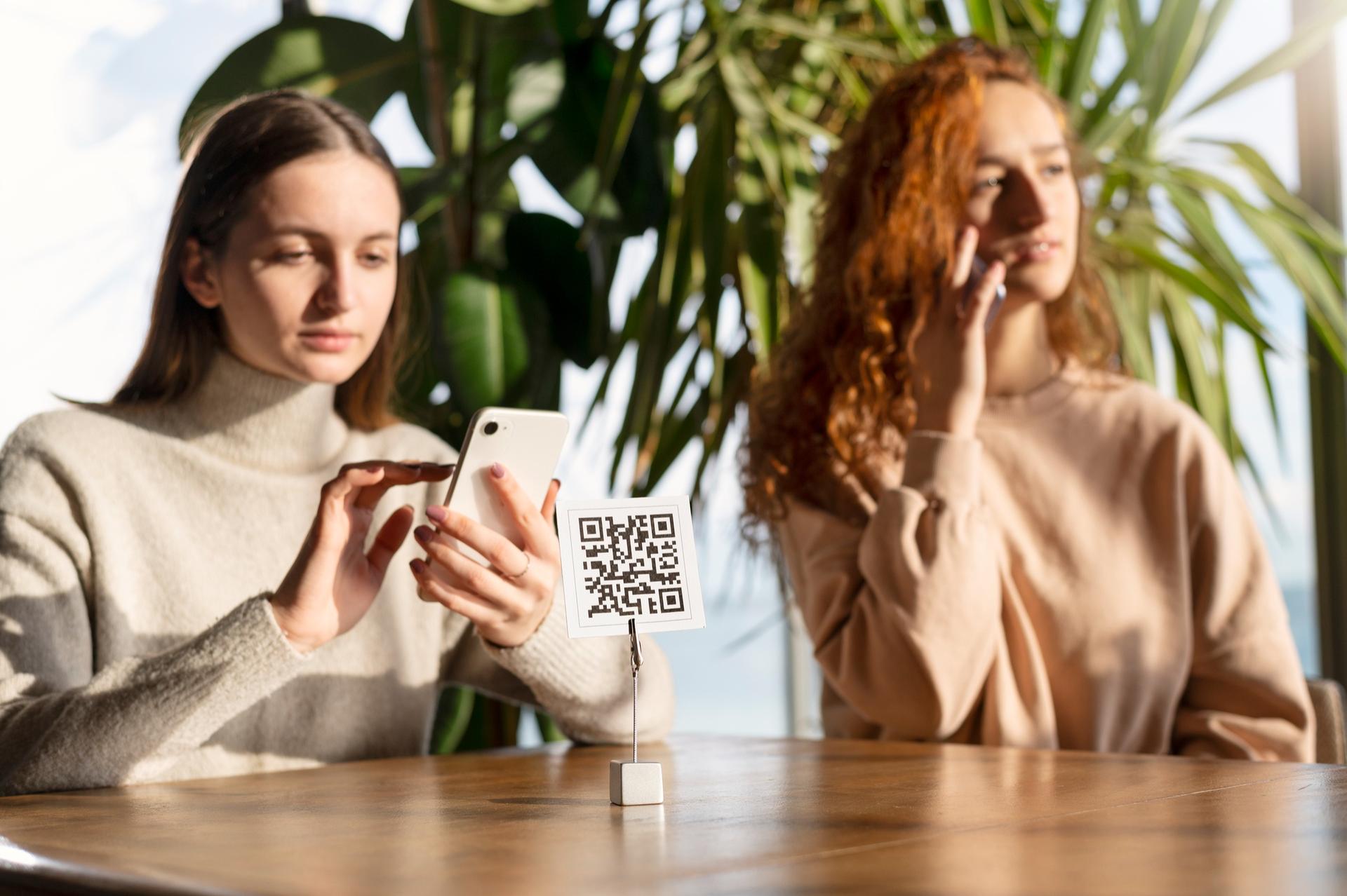 Avast : faux liens de match, QR codes douteux, applis à risque… les pièges numériques du Mondial