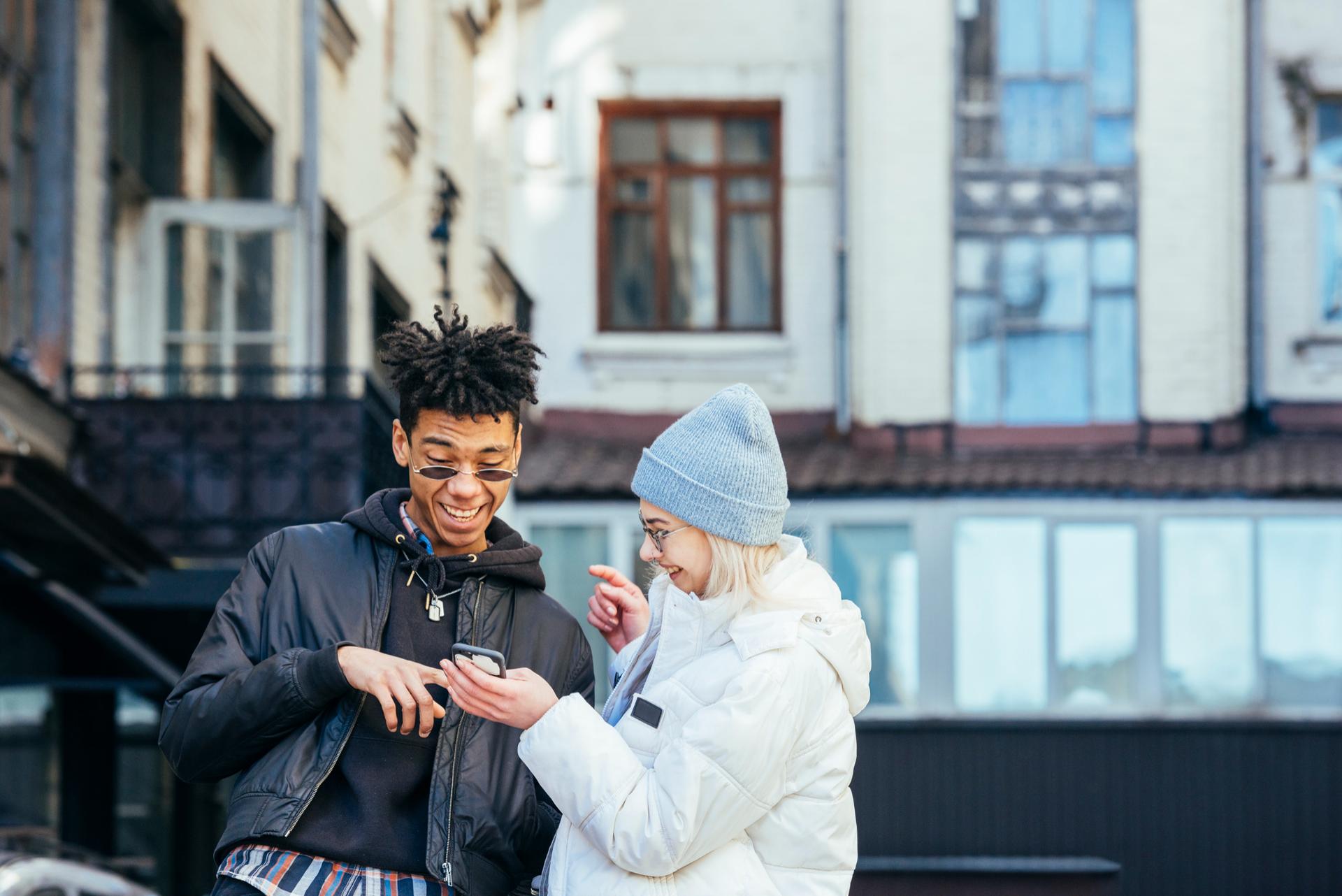 Voyages d’hiver multi-pays : une seule eSIM Ubigi pour toutes vos destinations