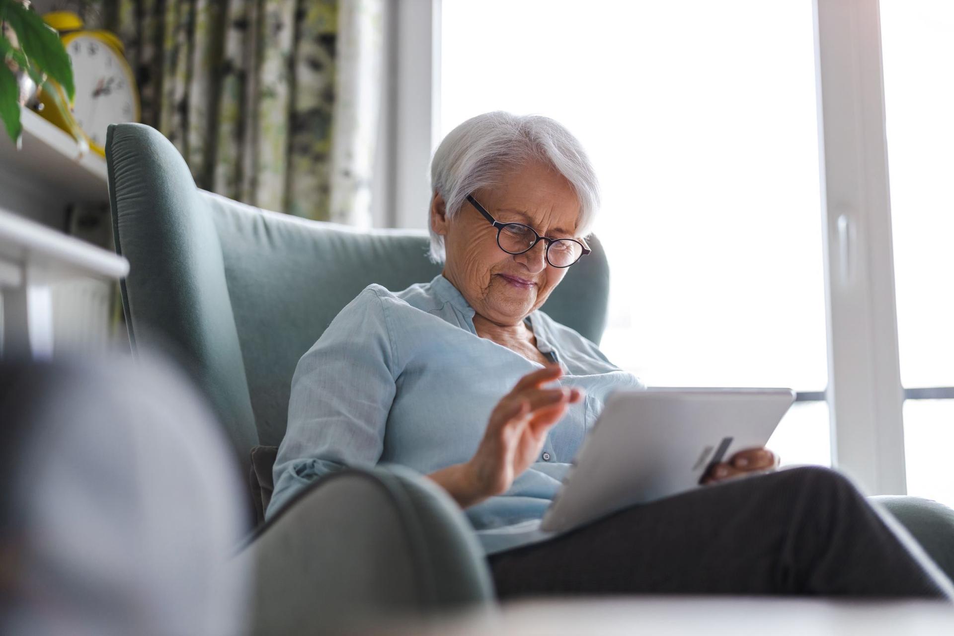 Alzheimer : ce que l’IA commence à changer dans le quotidien des malades et de leurs proches et comment elle peut aider