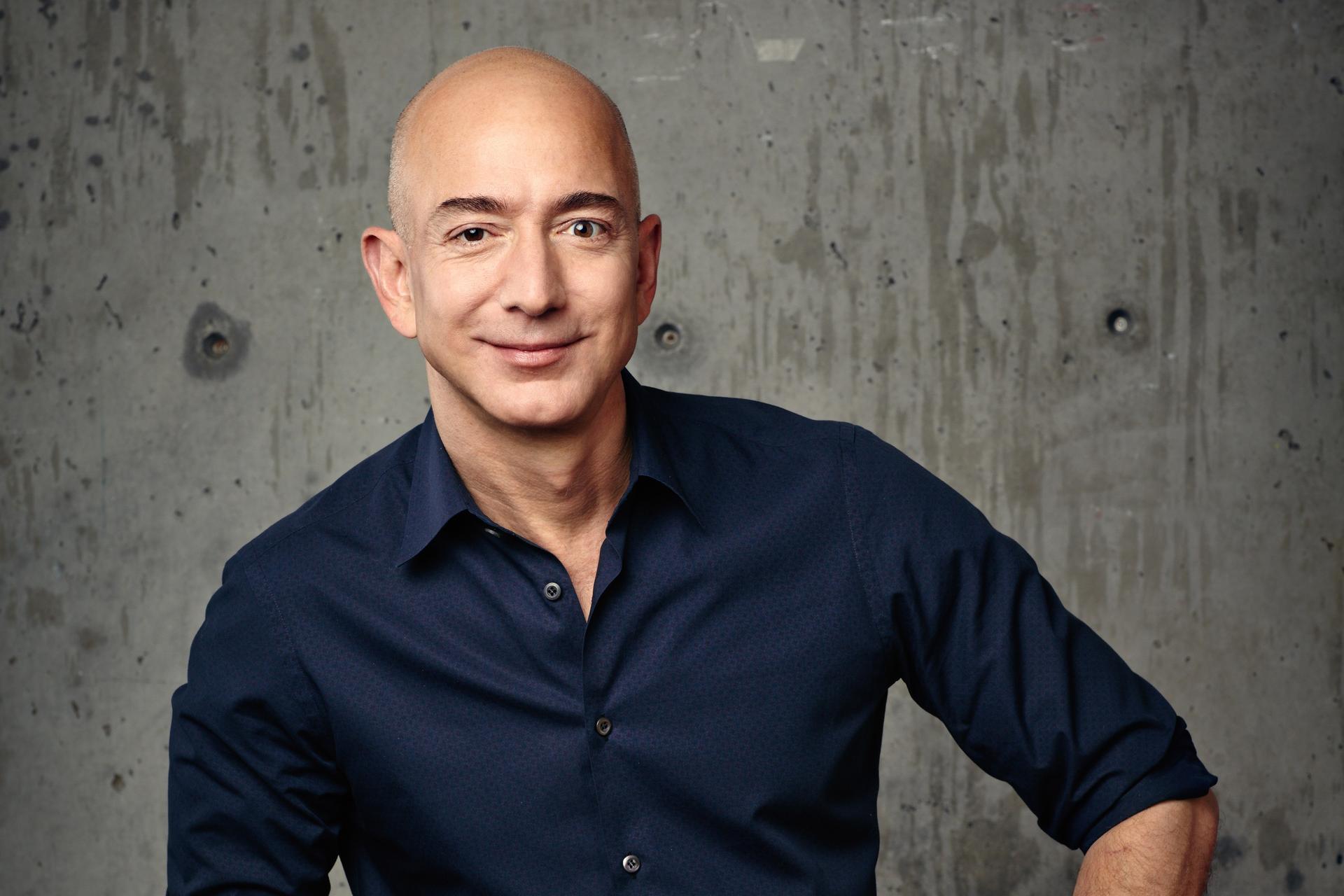 Biographie | Jeff Bezos - Entrepreneur et investisseur | Futura Sciences