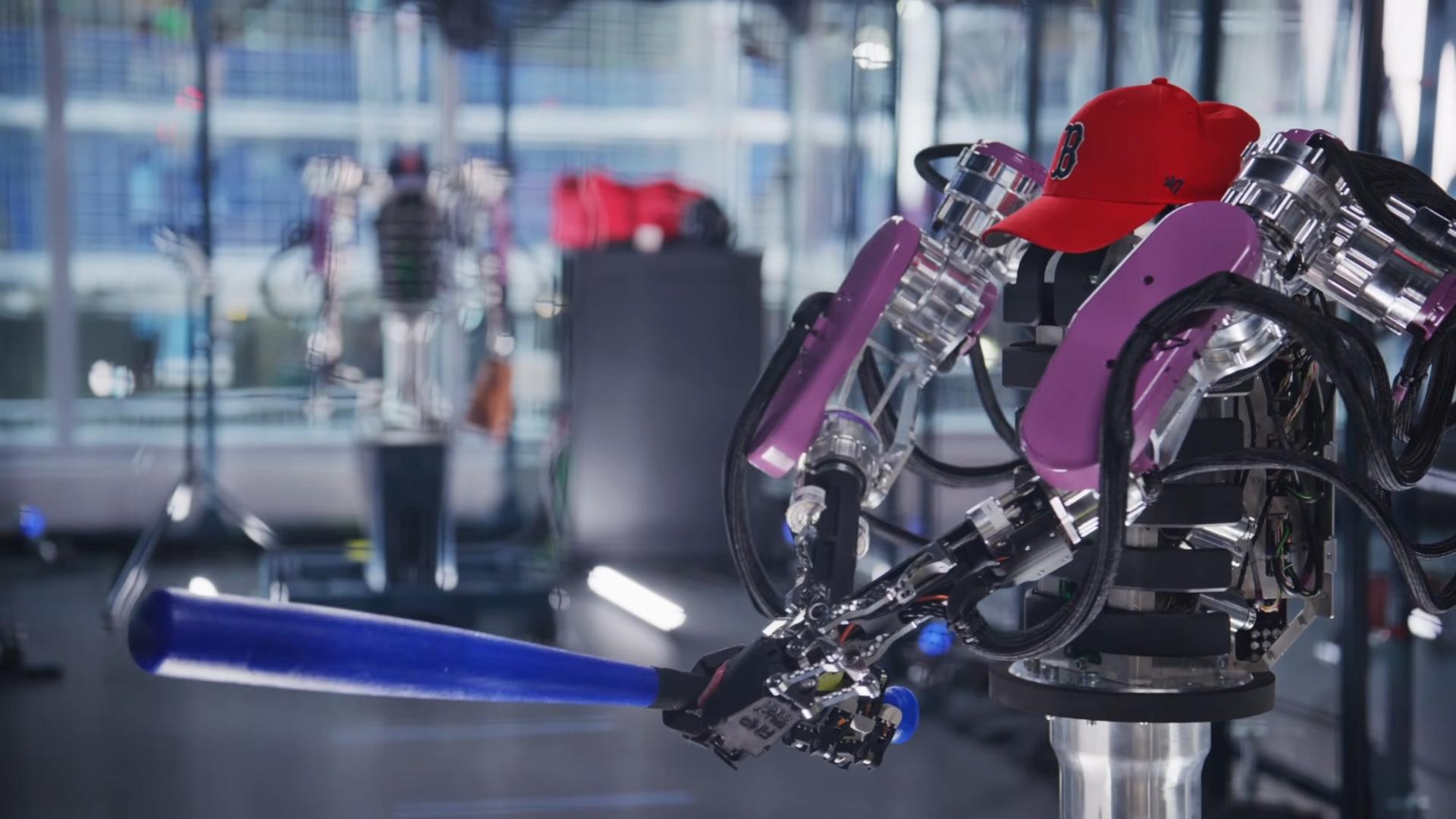 Il lance, attrape et frappe comme un joueur de baseball : ce robot montre ce qui change dans la robotique