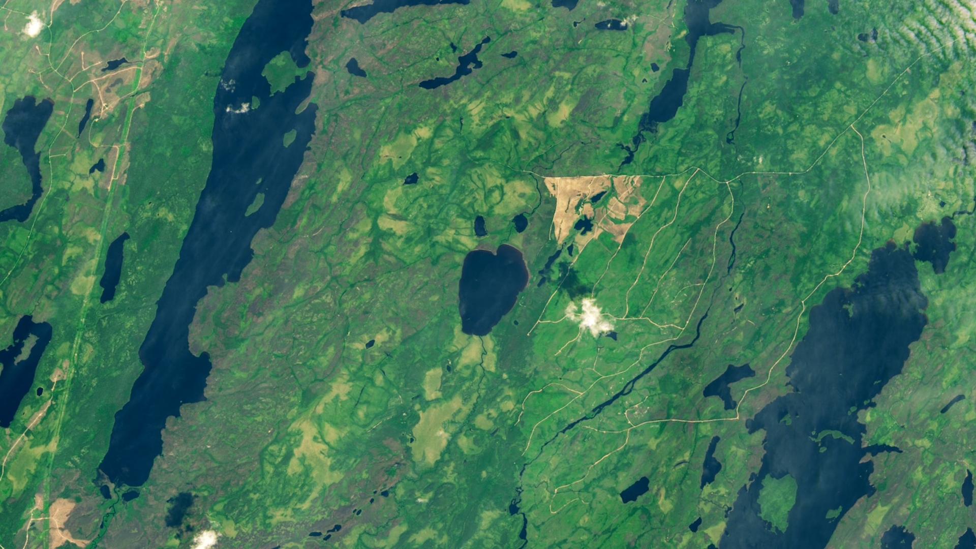 La photo de la semaine : ce lac qui avait un visage vu du ciel a disparu brutalement, « nous n’avons jamais rien vu de pareil »
