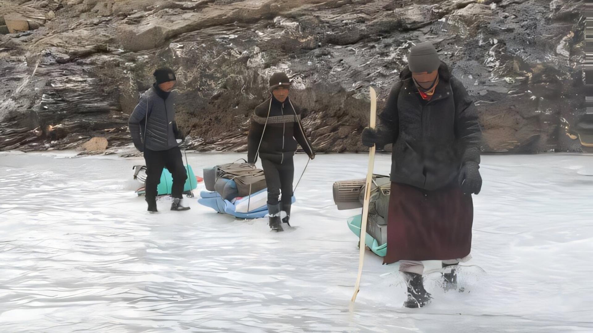 Dans ces gorges de l’Himalaya, la fin de la glace annonce une rupture historique pour ses habitants