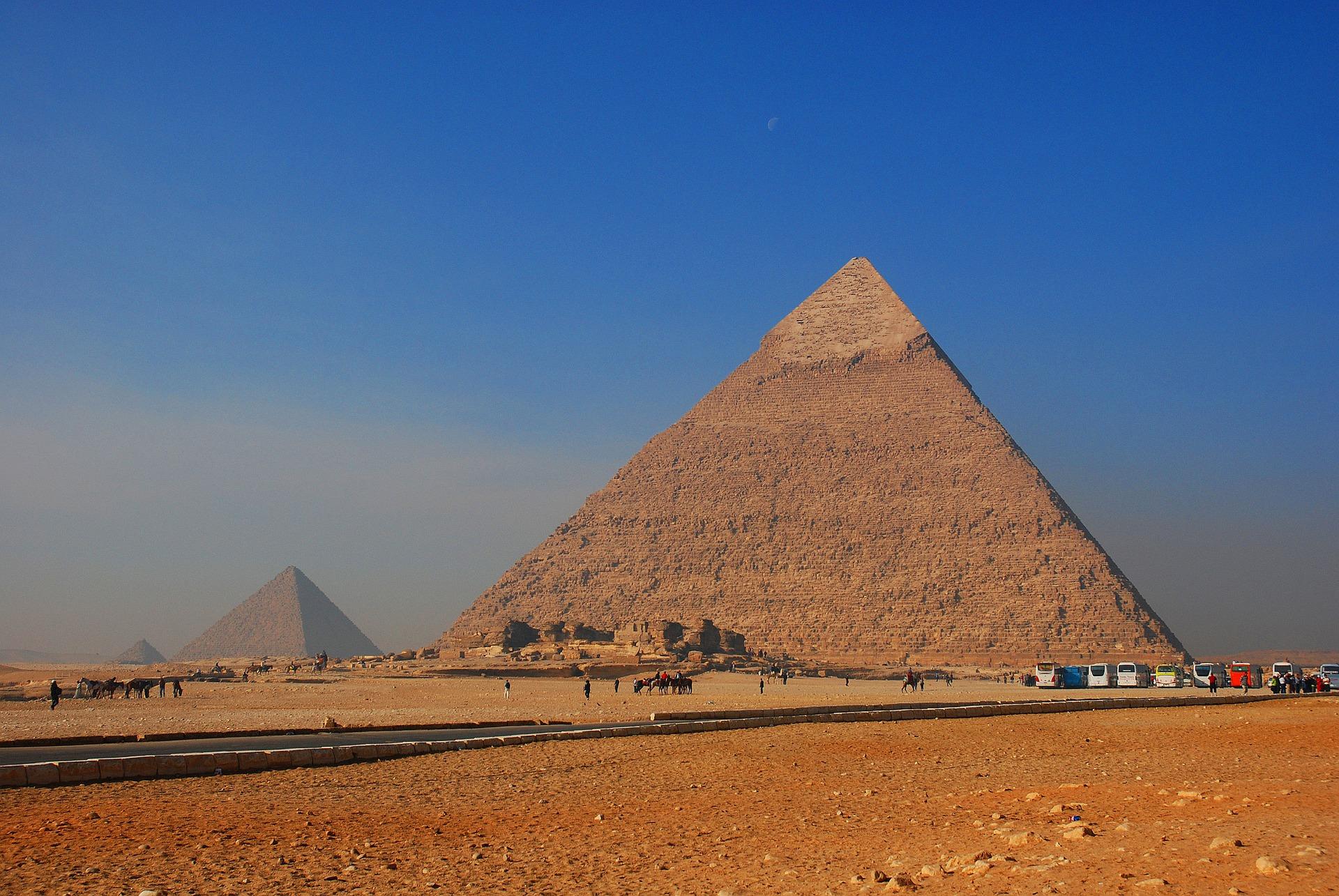 Image Pyramide Pourquoi a-t-on construit les pyramides d'Égypte