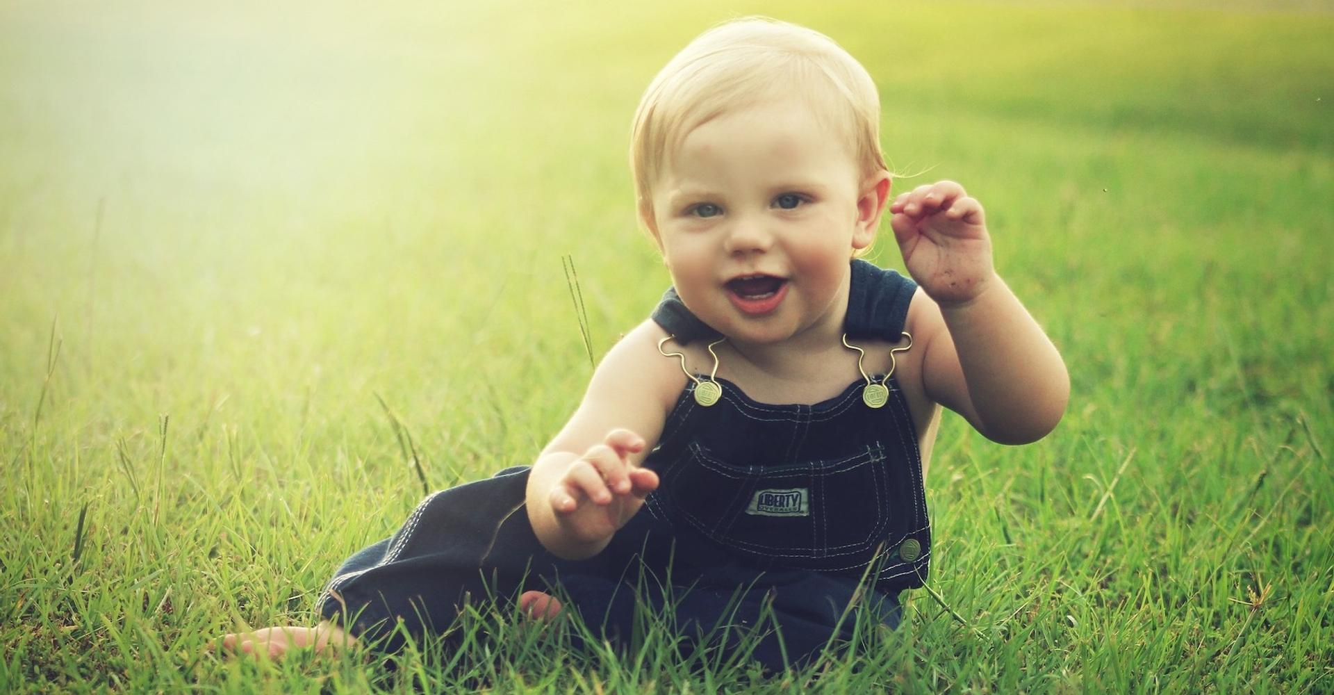 Se forcer à sourire rend-il plus heureux ?, image size:1920x1000