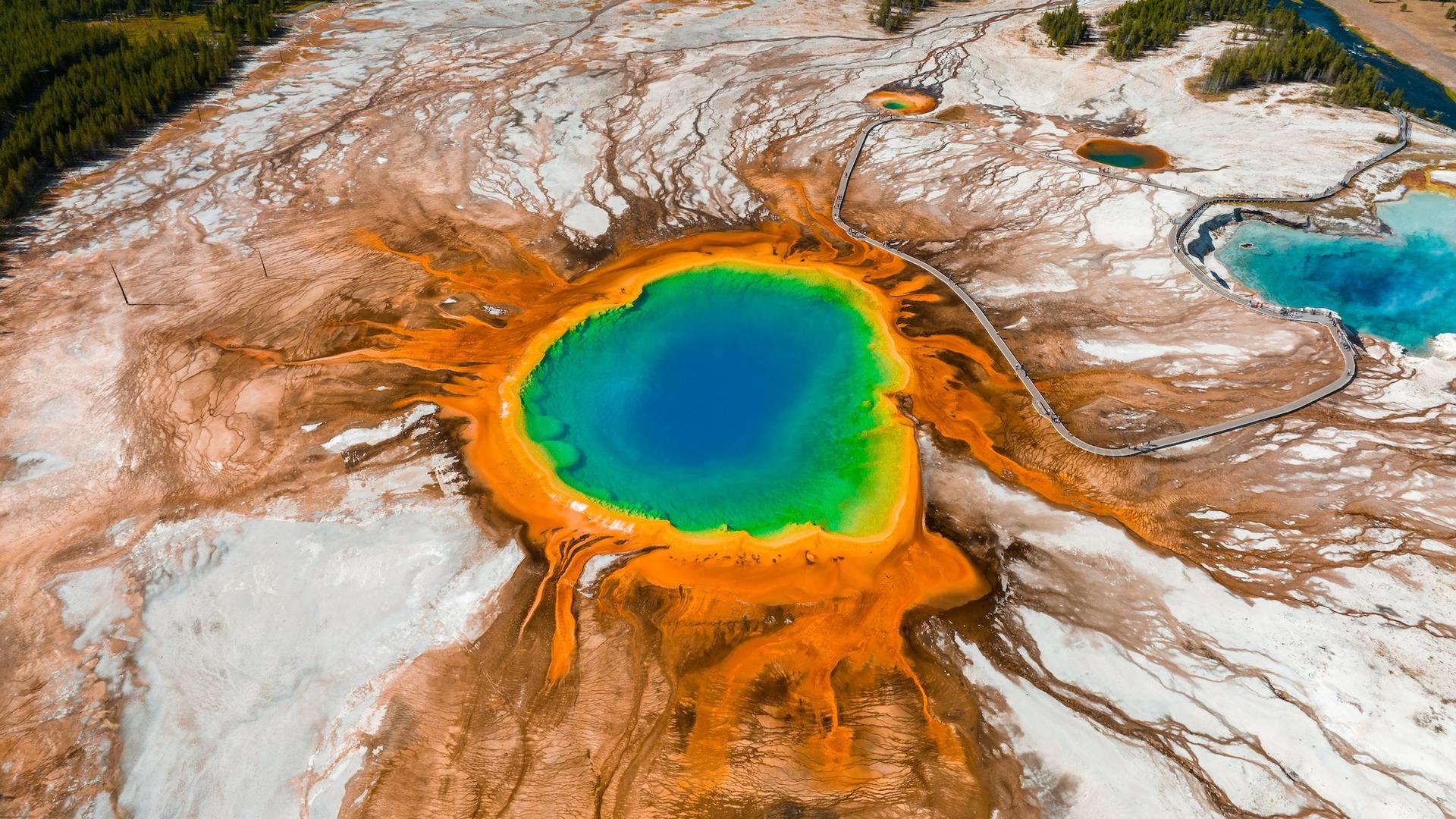 Photo de la semaine : les couleurs les plus folles de Yellowstone vues comme rarement