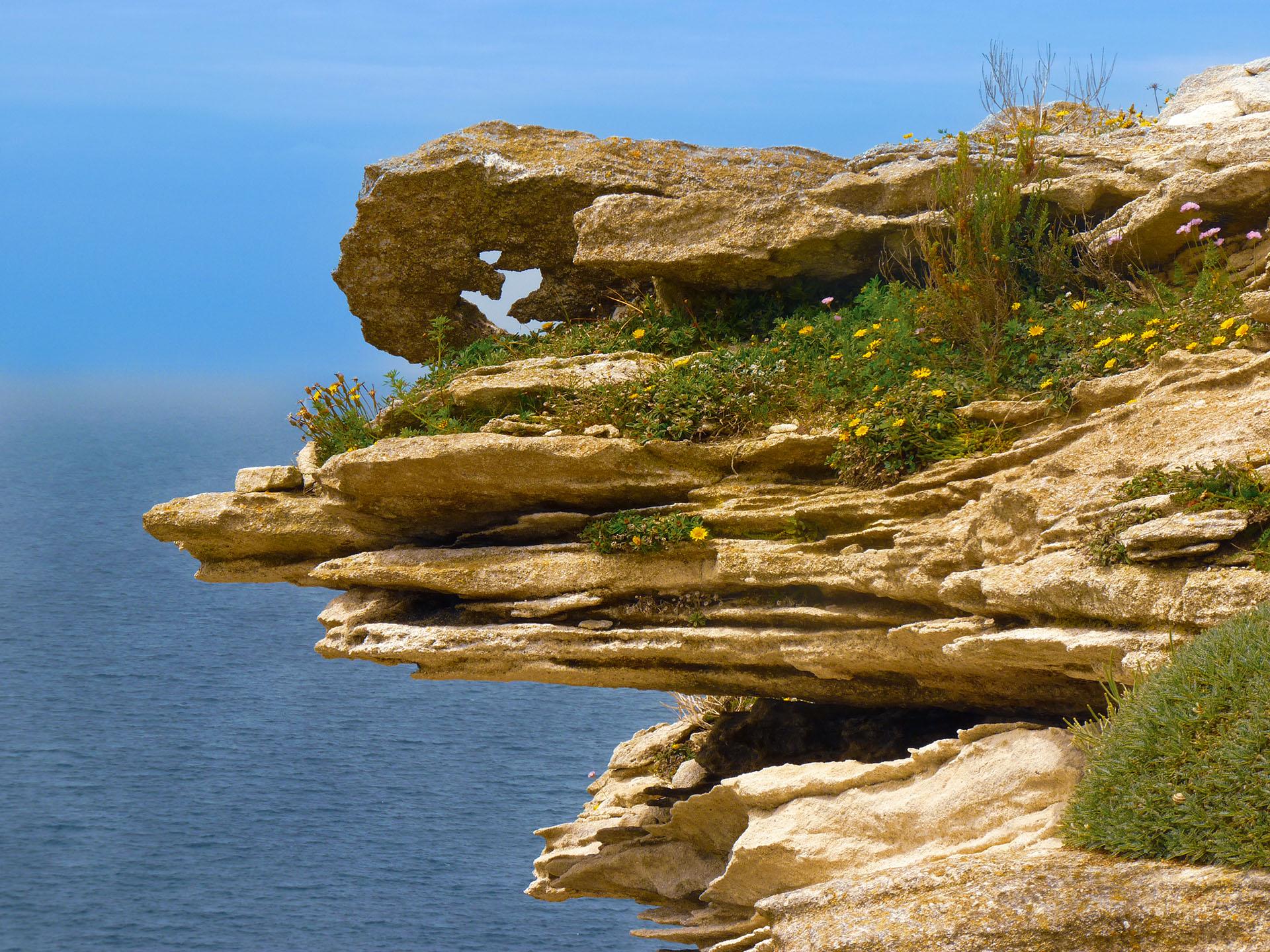 Bonifacio, la perle blanche de Corse suspendue au-dessus de la Méditerranée