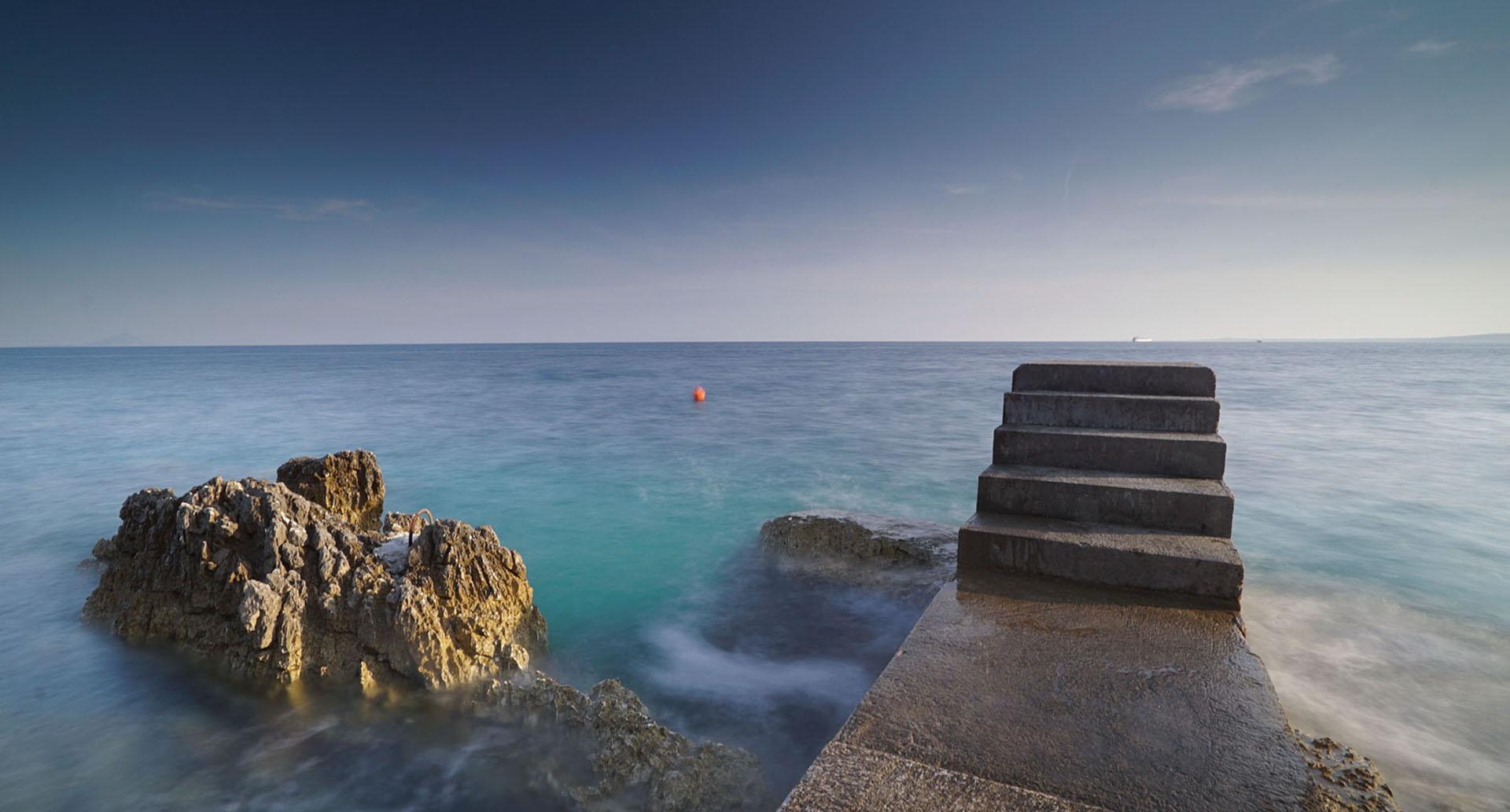 Croatie : comment un orage sur la mer Adriatique transforme Crna Punta en spectacle naturel fascinant