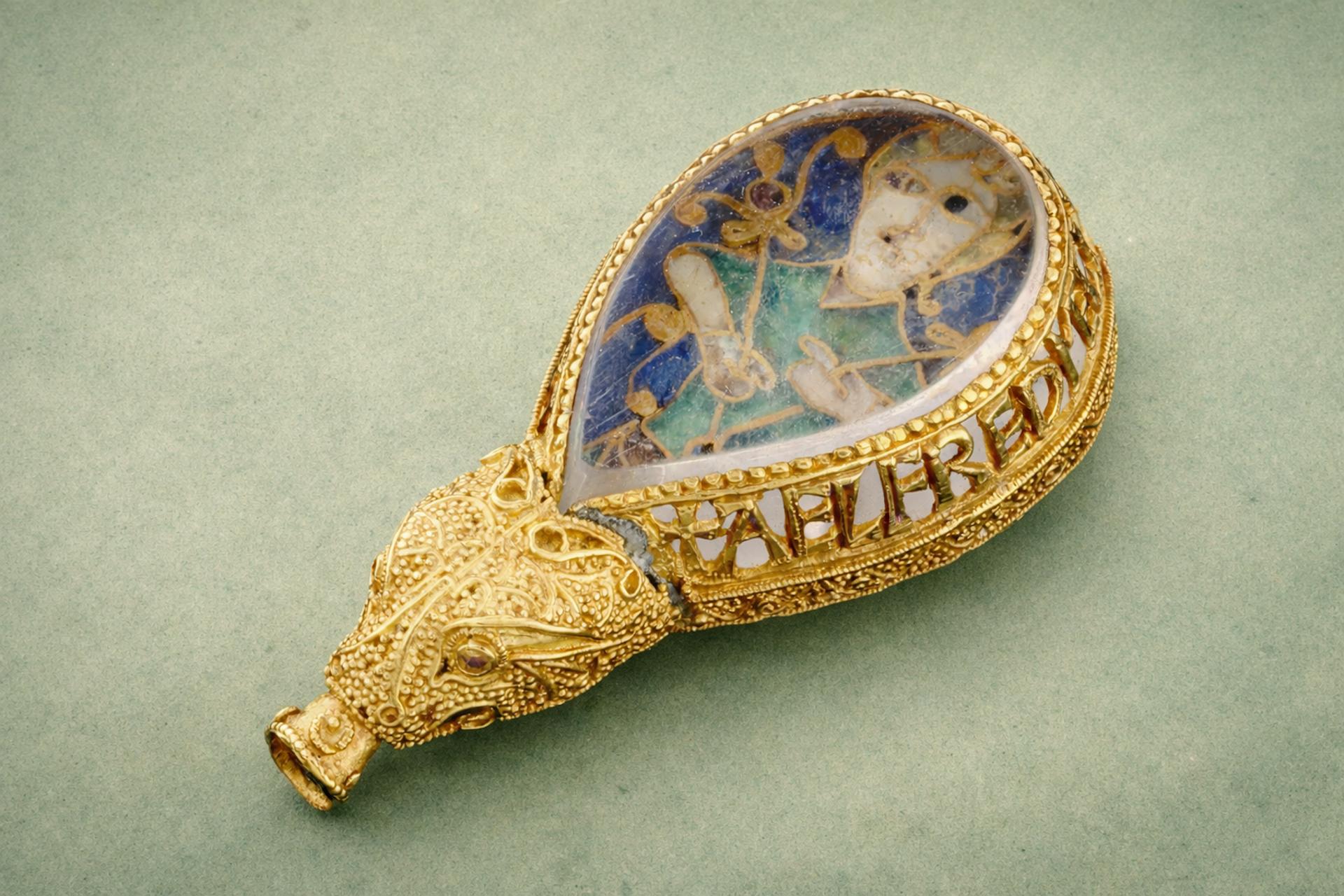 Ce bijou exceptionnel retrouvé par hasard appartenait au premier roi d’Angleterre