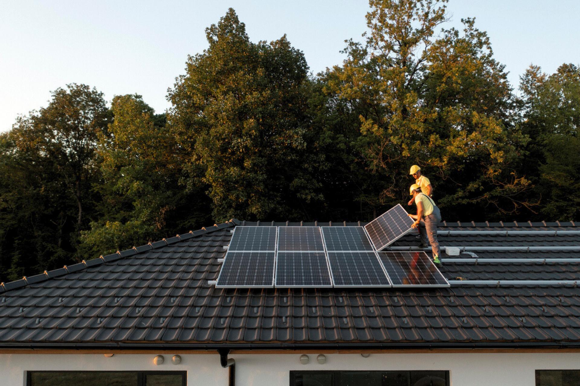 Voici comment il économise 450 € par an grâce au solaire maison