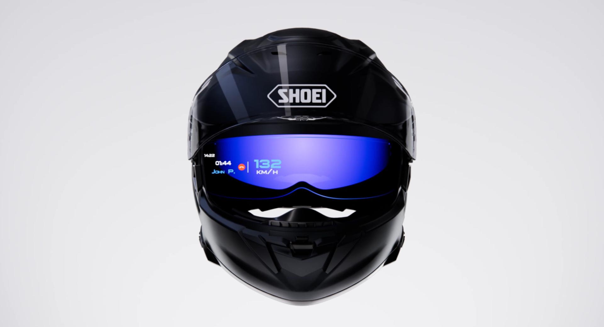 Un casque moto avec réalité augmentée grâce à une tech française : les motards découvrent une nouvelle façon de voir la route