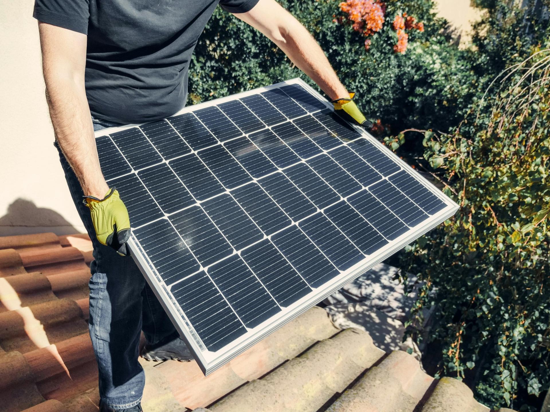 Kit solaires jusqu'à 60 de réduction chez Upwatt pour le Black Friday — free download