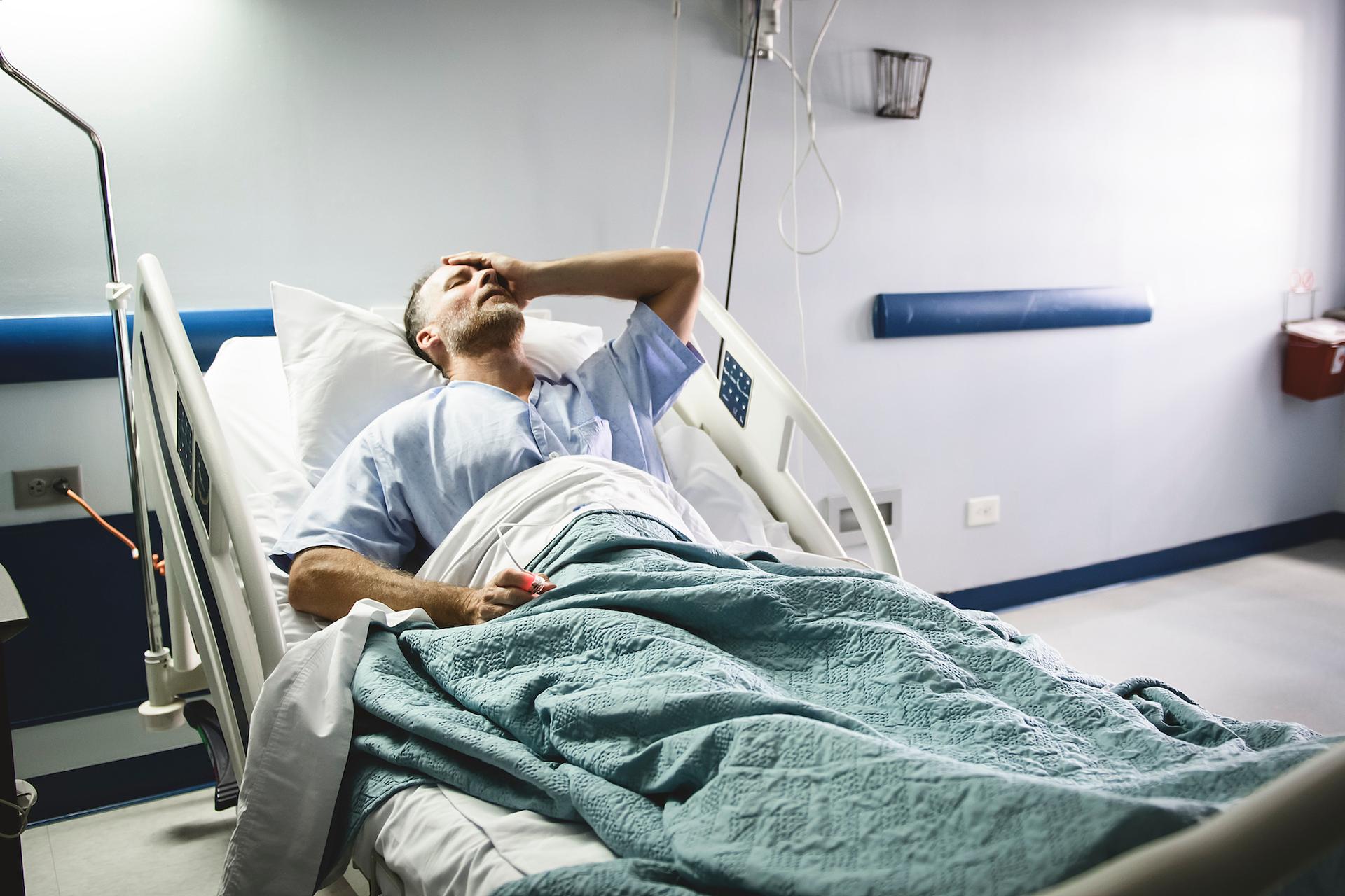 Un homme meurt de la rage après une greffe de rein : une découverte troublante