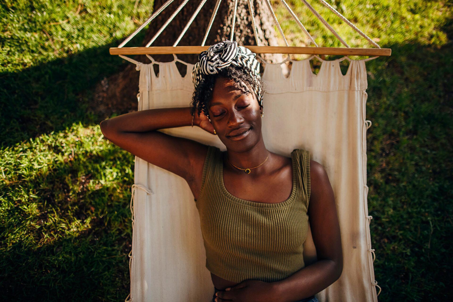 Ces siestes qui s’allongent avec l’âge ne seraient peut-être pas aussi anodines qu’on le croit