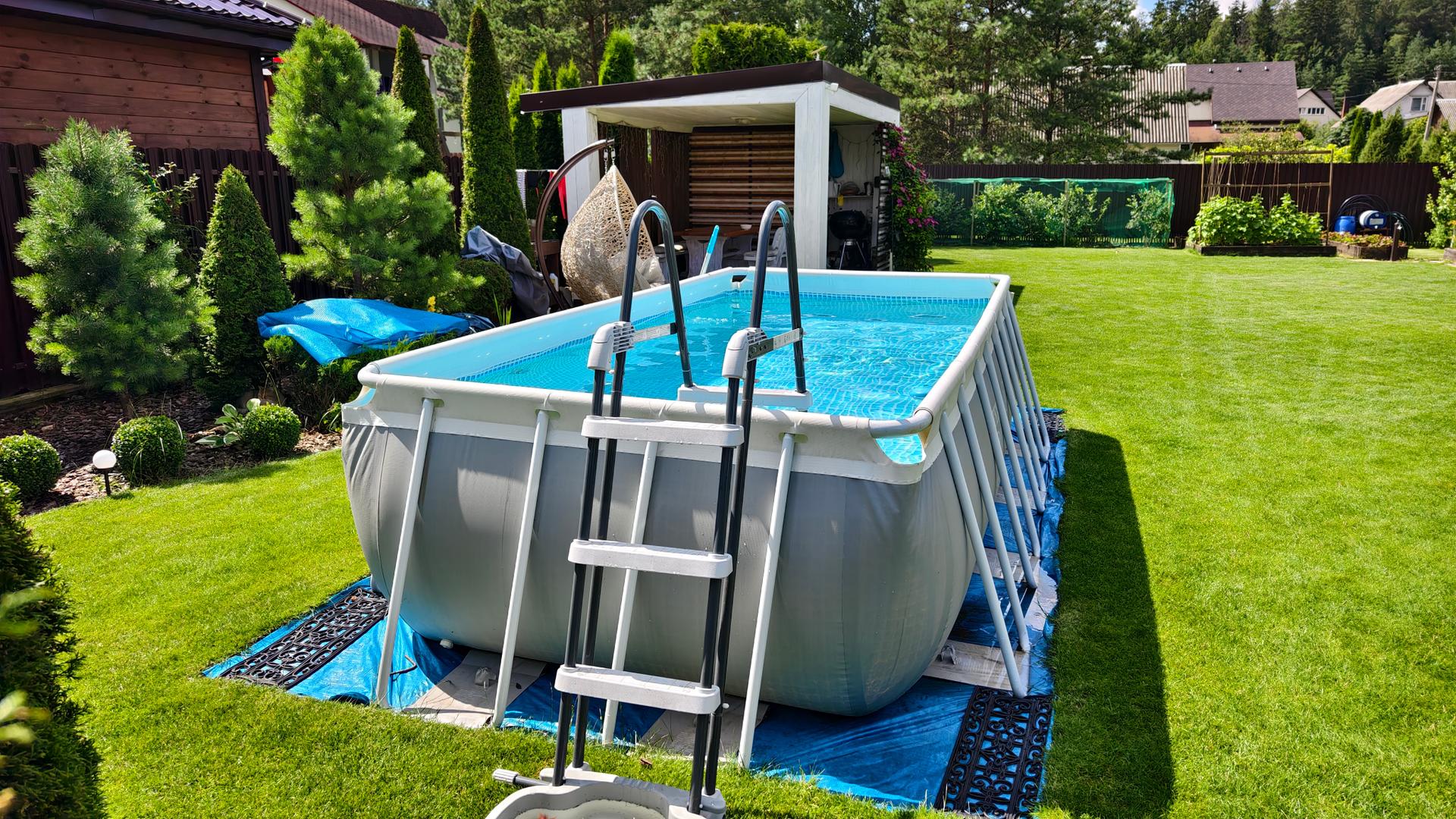 Les meilleures piscines hors-sol Intex pour petit jardin