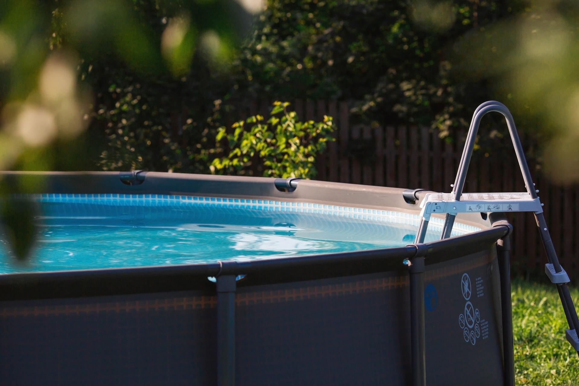 Les meilleures piscines tubulaires à moins de 300 €