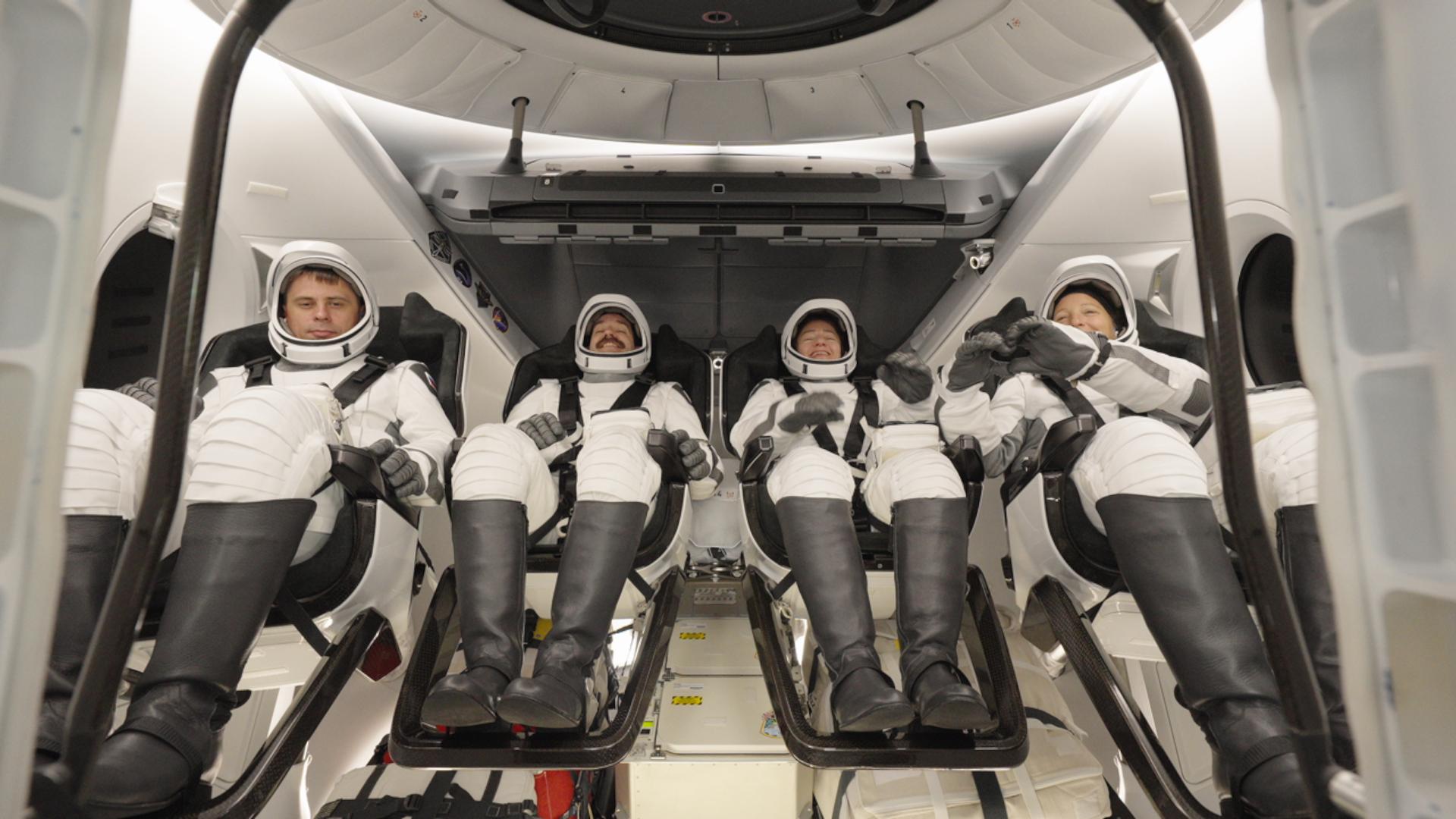 En images : les moments les plus forts du lancement de Sophie Adenot vers l’espace