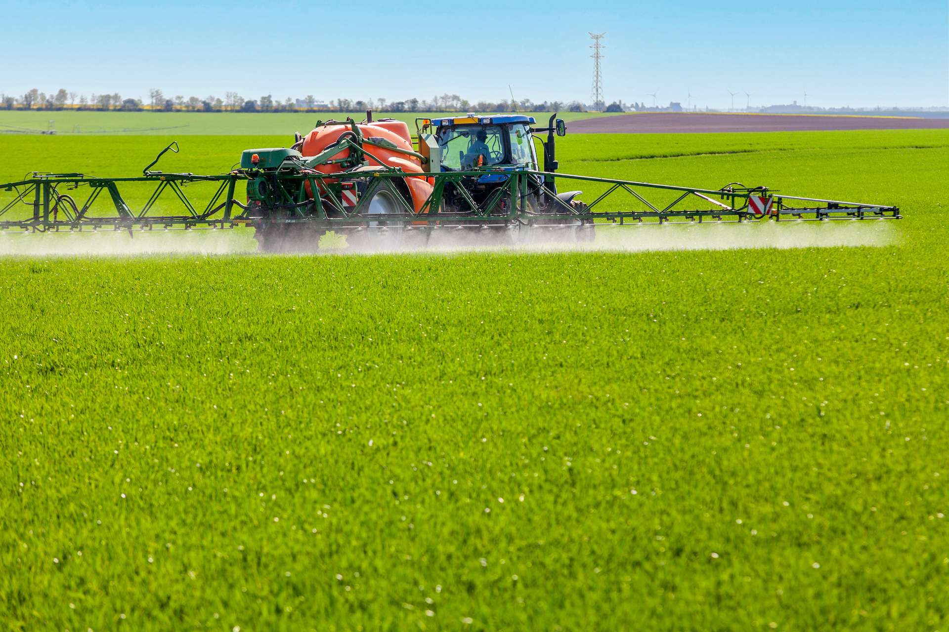 Aucun de ces pesticides n’est cancérogène… mais leur mélange fait bondir le risque de cancer de 150 %