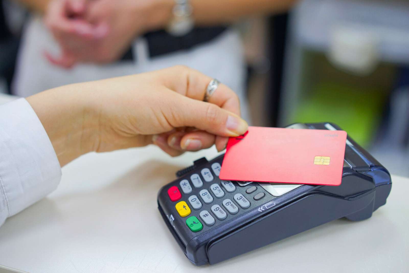 Ces habitudes financières pourraient trahir un Alzheimer précoce, selon une étude