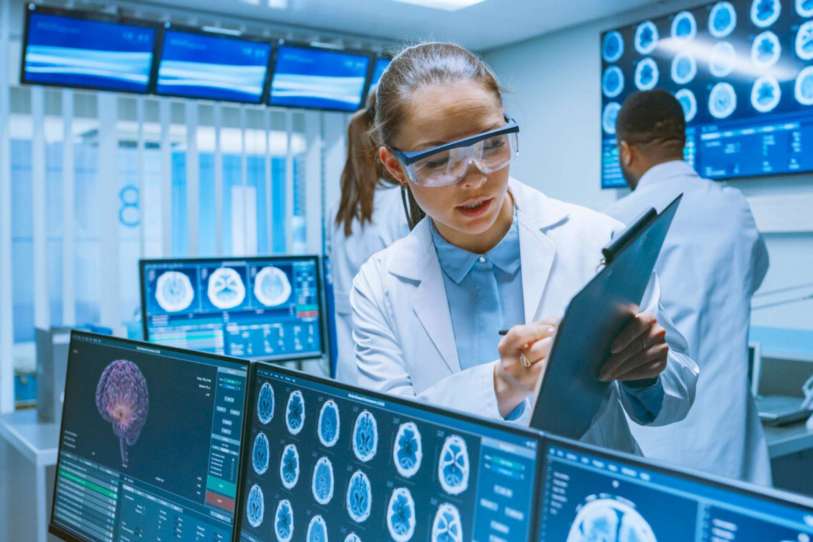 Alzheimer : une étude identifie 4 schémas cérébraux détectables avant les pertes de mémoire