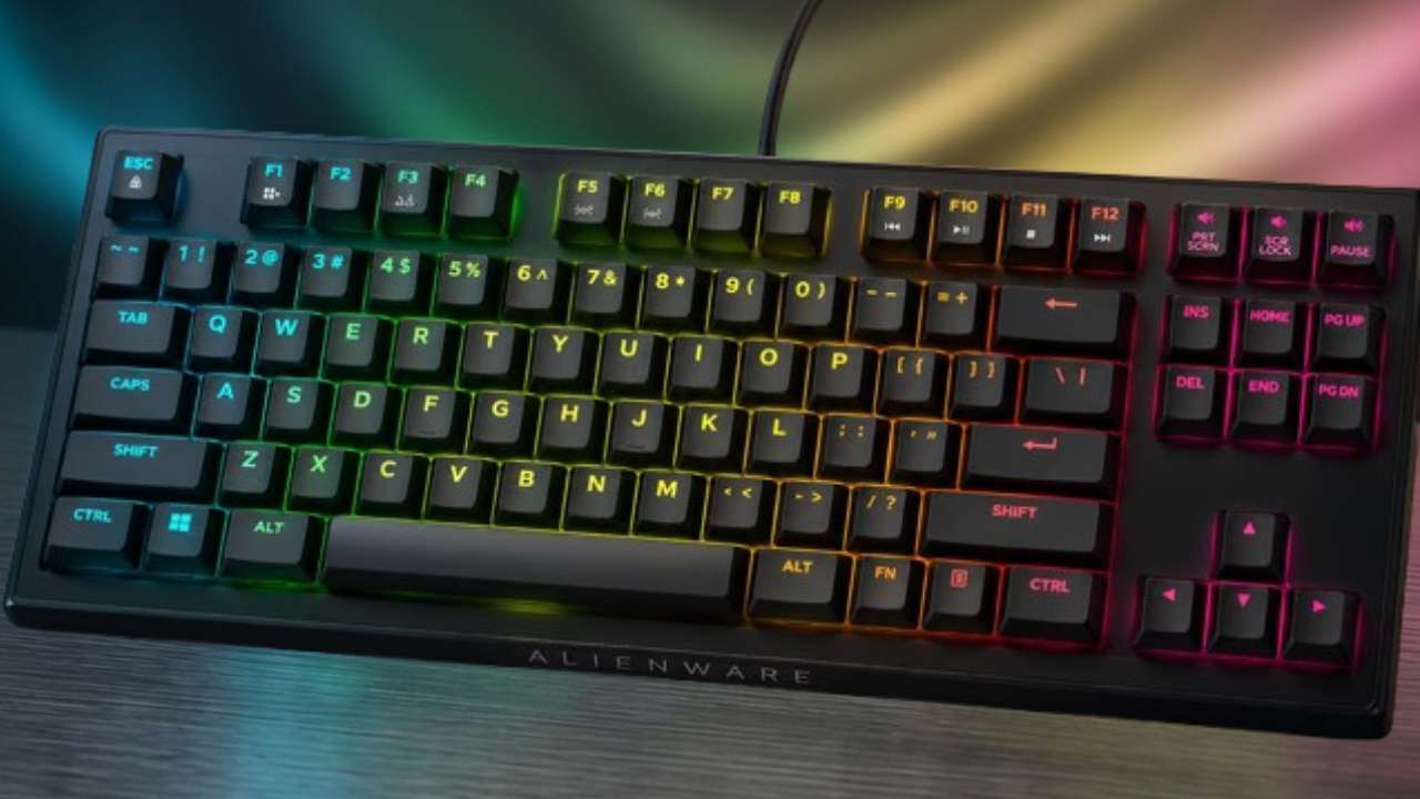 Le prix du clavier Alienware AW420K chute de 20 % sur le site officiel : switches Cherry MX, format TKL et éclairage RGB au meilleur prix