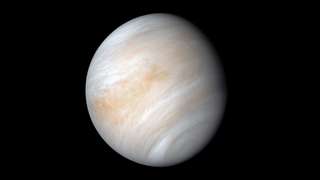 Vénus tourne à l’envers : une catastrophe cosmique pourrait enfin expliquer pourquoi